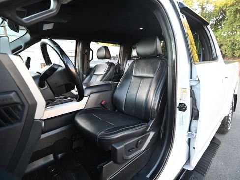 Used 2022 Ford F250 Lariat image 39