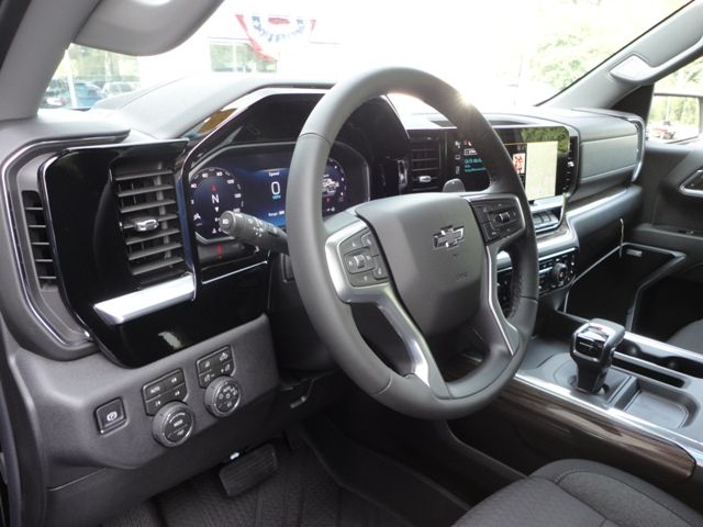 New 2026 Chevrolet Silverado 1500 4x4 Crew Cab RST image 17