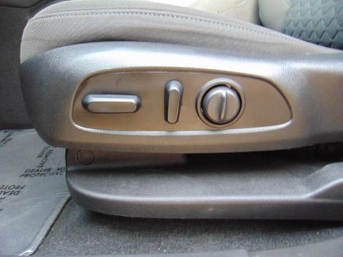 Used 2020 Chevrolet Blazer LT image 14