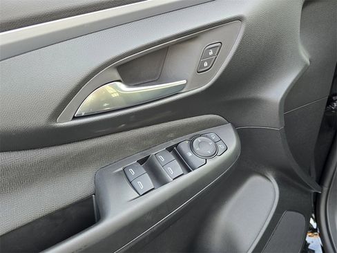 New 2026 Buick Envista Preferred image 12