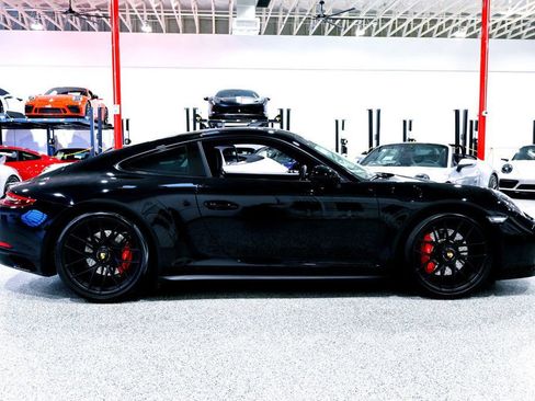 Used 2018 Porsche 911 Carrera 4 GTS image 11