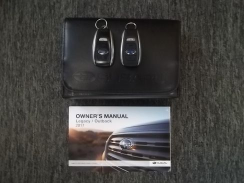 Used 2017 Subaru Outback 2.5i Limited image 31