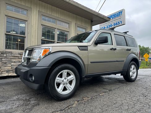 Used 2007 Dodge Nitro 4WD SXT image 1