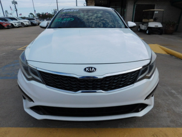Used 2020 Kia Optima LX FWD image 2