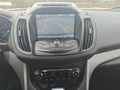 Used 2016 Ford Escape SE image 10