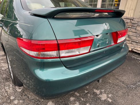 Used 2003 Honda Accord EX V6 Sedan image 8