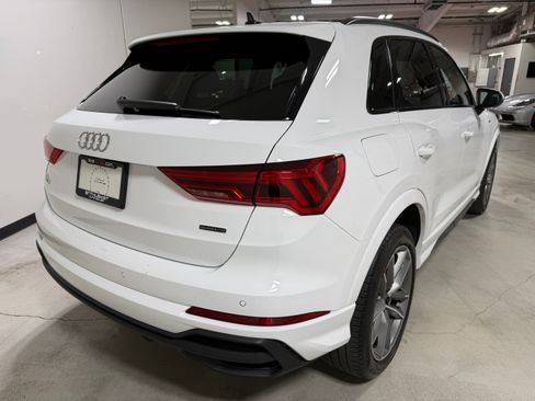 Used 2024 Audi Q3 2.0T Premium AWD/4WD image 5