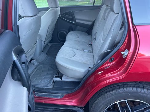 Used 2012 Toyota RAV4 4WD image 7