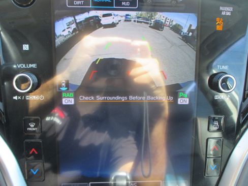 Used 2020 Subaru Outback Onyx Edition XT image 12