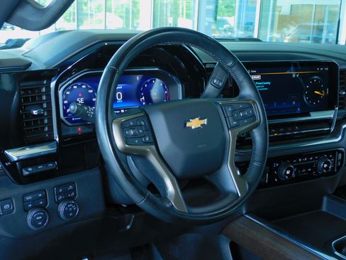 Used 2024 Chevrolet Silverado 2500 High Country image 20