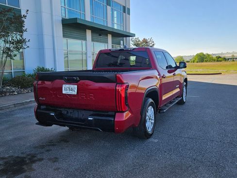 Used 2022 Toyota Tundra SR5 AWD/4WD image 4
