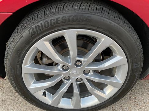 Used 2014 Cadillac XTS Luxury image 9