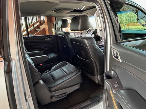 Used 2016 GMC Yukon XL Denali image 14