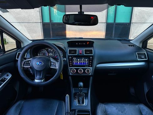 Used 2015 Subaru XV Crosstrek 2.0i Limited AWD/4WD image 21
