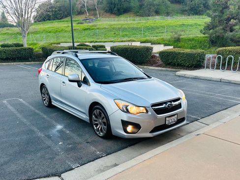 Used 2013 Subaru Impreza 2.0i Sport Premium image 1