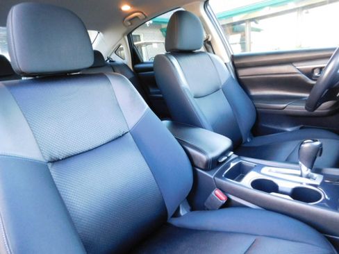Used 2018 Nissan Altima 2.5 SR image 23