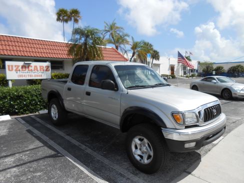 Used 2002 Toyota Tacoma PreRunner image 8