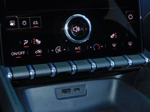 Used 2026 GMC Terrain FWD Elevation image 6