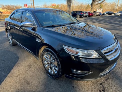 Used 2011 Ford Taurus Limited image 5
