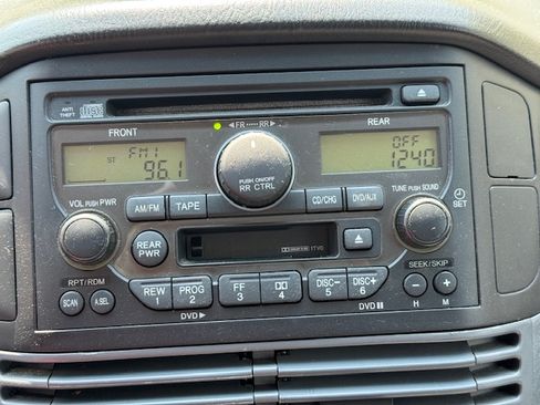 Used 2004 Honda Pilot EX image 23