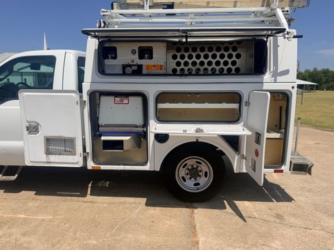 Used 2013 Ford F350 2WD Regular Cab Super Duty image 18