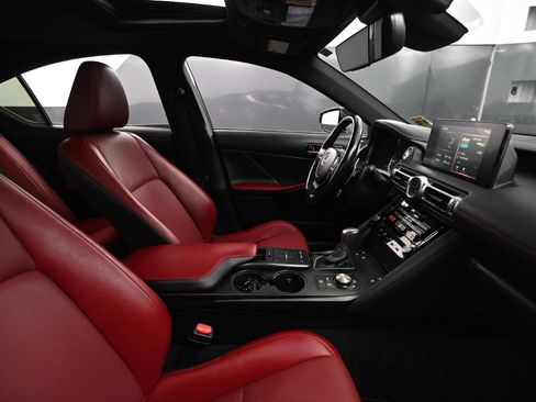 Used 2022 Lexus IS 300 image 40