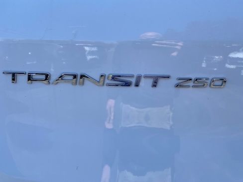 Used 2024 Ford Transit 250 image 17
