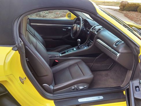 Used 2014 Porsche Boxster S image 52