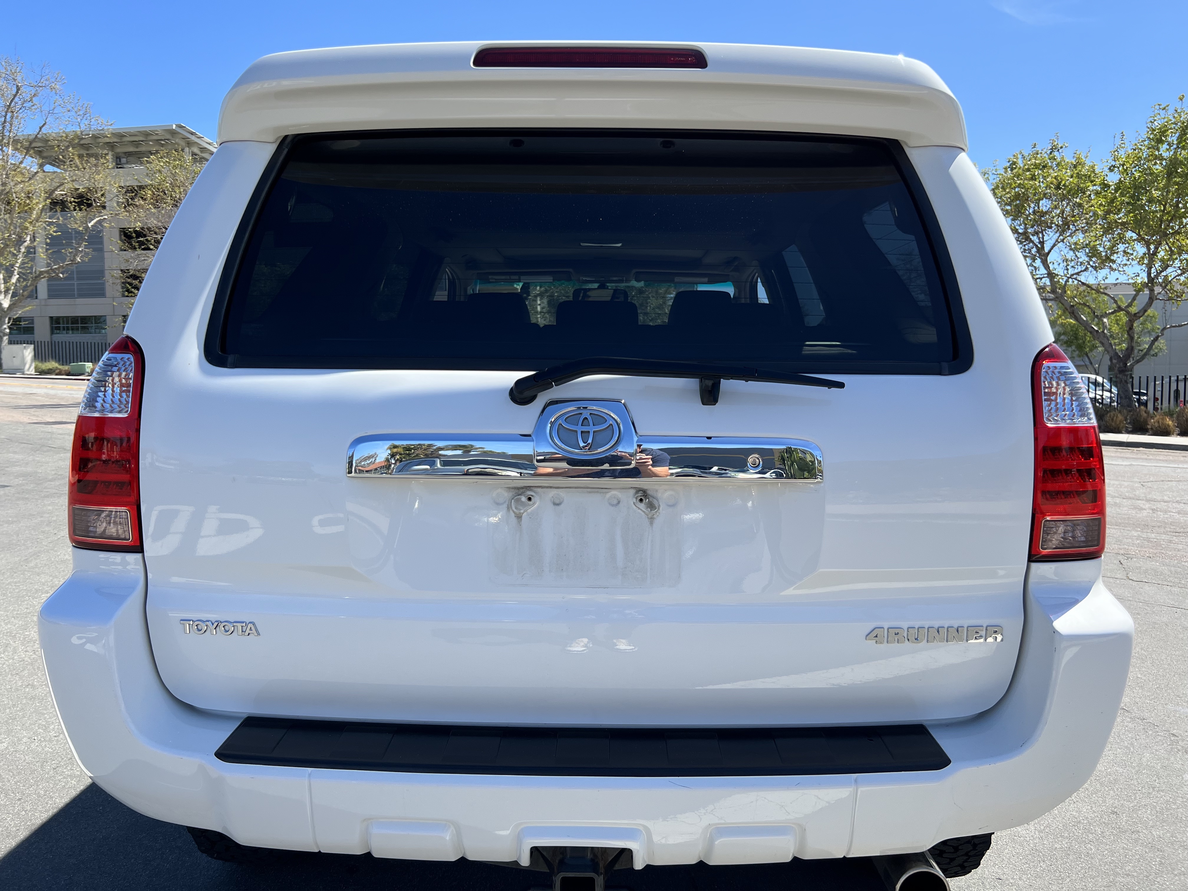 Used 2008 Toyota 4Runner 4WD image 8