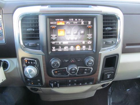 Used 2014 RAM 1500 Laramie image 12