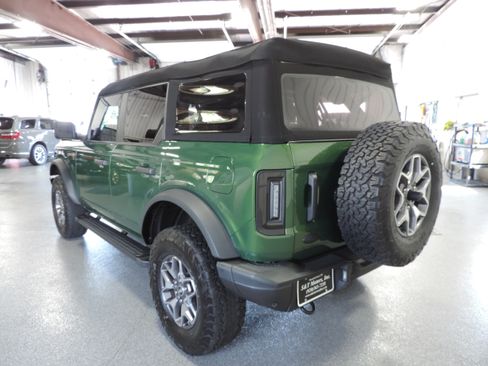 Used 2023 Ford Bronco 4-Door Badlands AWD/4WD image 20