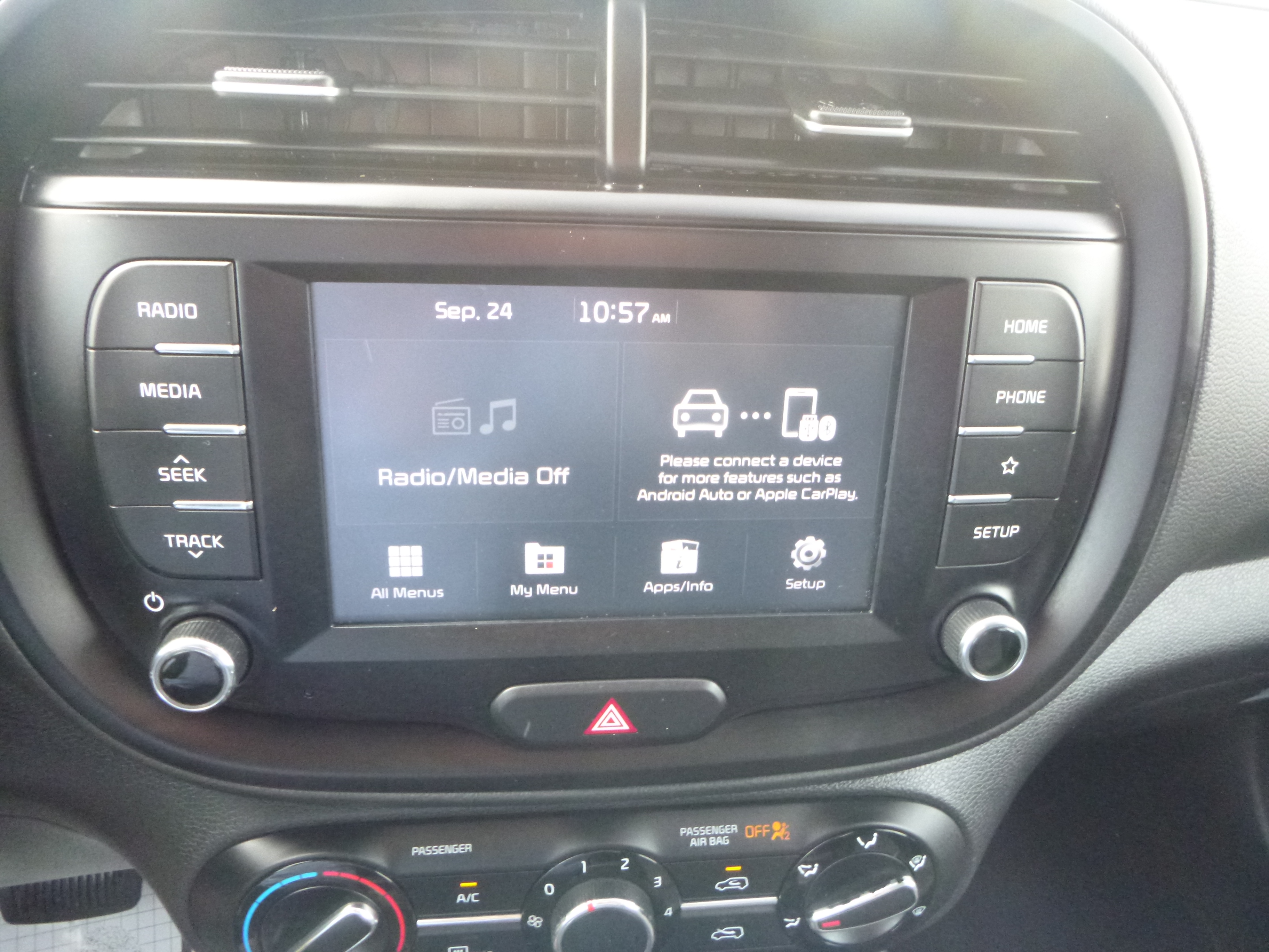 Used 2021 Kia Soul LX FWD image 23