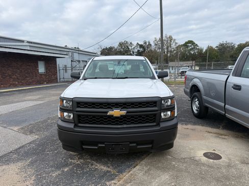Used 2015 Chevrolet Silverado 1500 Classic W/T image 2