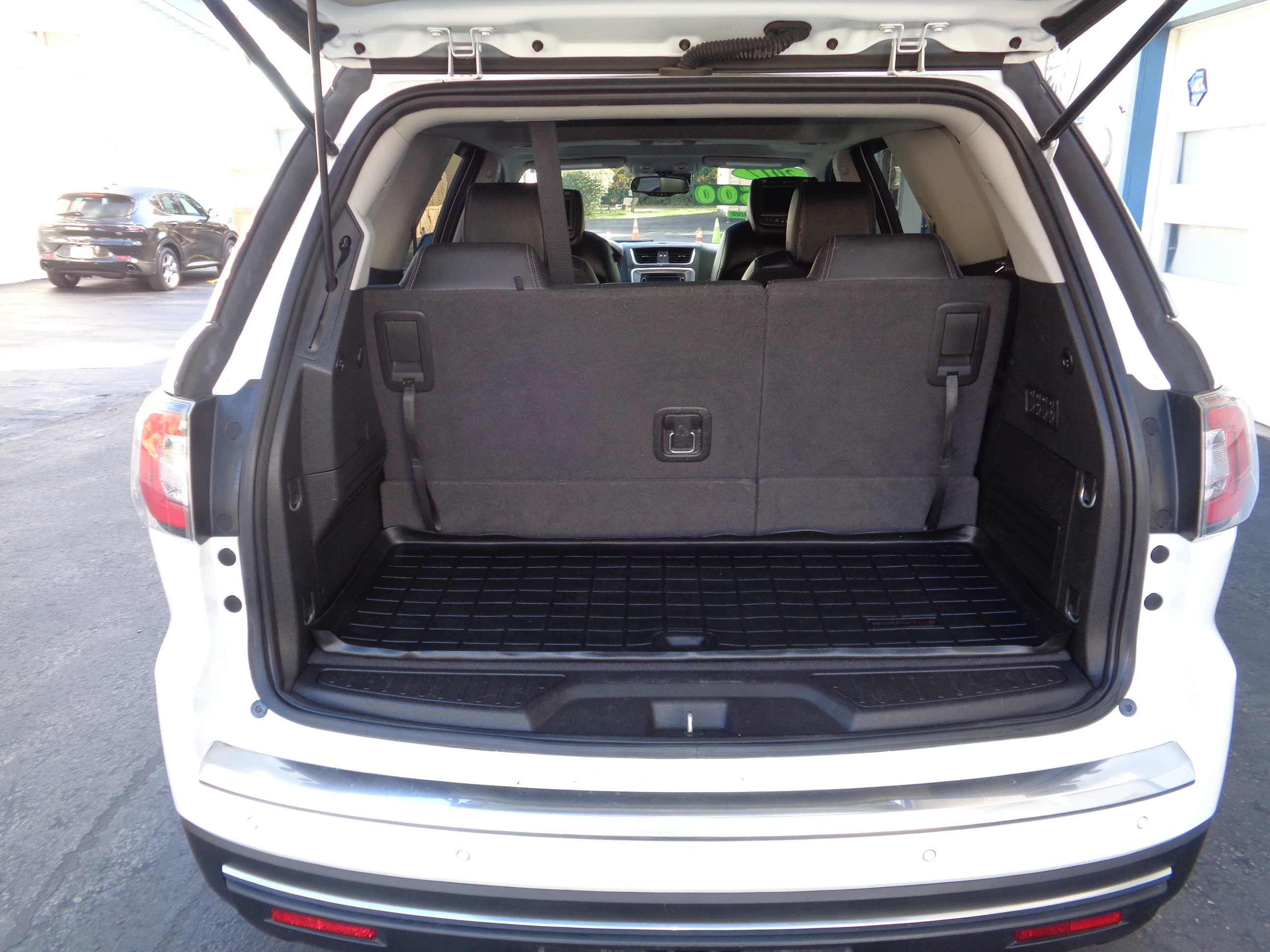 Used 2017 GMC Acadia Limited AWD SLT image 11
