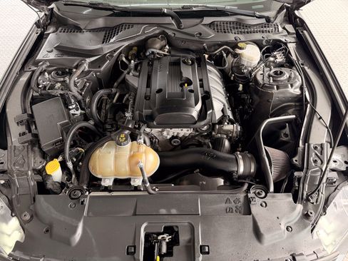 Used 2018 Ford Mustang EcoBoost image 17