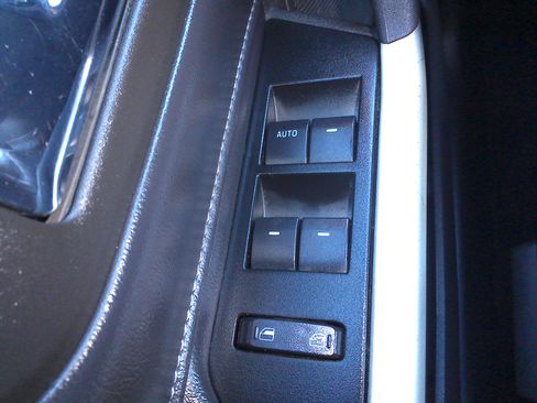 Used 2012 Ford Edge SE image 23