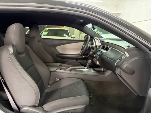 Used 2012 Chevrolet Camaro LS Coupe RWD image 16
