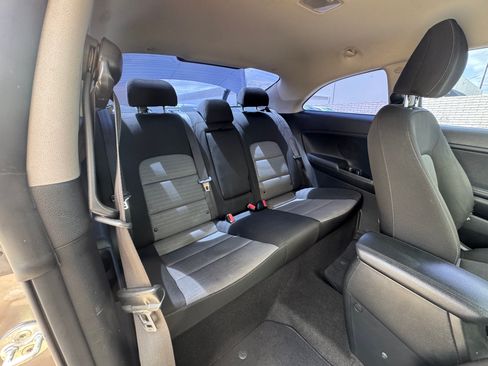 Used 2016 Kia Forte Koup EX FWD image 21