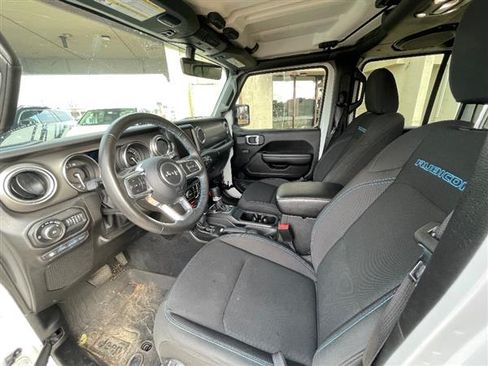 Used 2022 Jeep Wrangler Unlimited Rubicon 4xe image 8