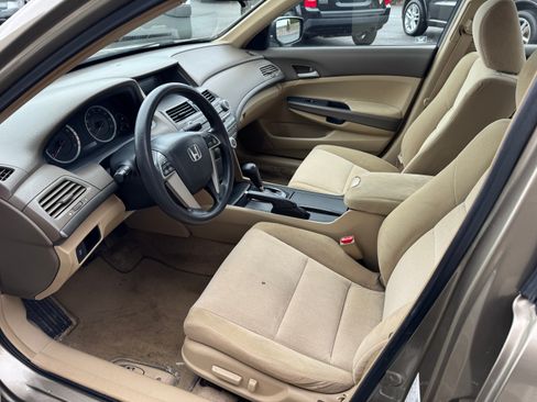 Used 2009 Honda Accord LX-P image 6