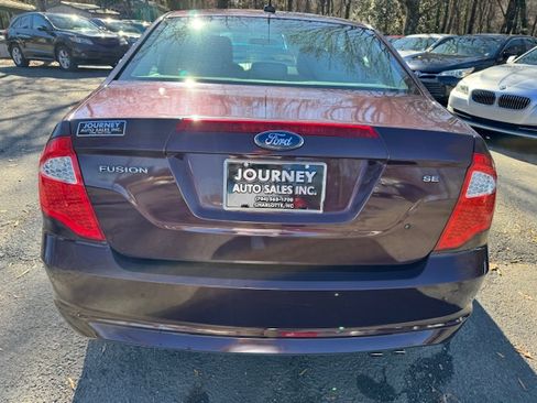 Used 2012 Ford Fusion SE image 3