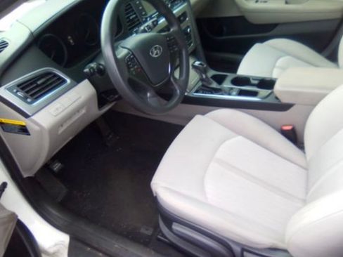 Used 2016 Hyundai Sonata Hybrid FWD image 19