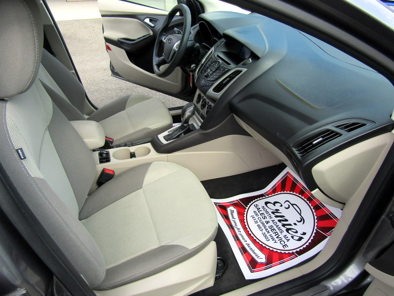 Used 2014 Ford Focus SE Sedan FWD image 23