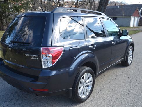 Used 2013 Subaru Forester 2.5X Premium image 5