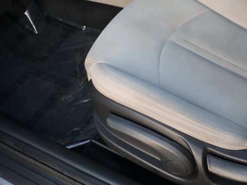 Used 2016 Hyundai Sonata SE image 17