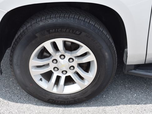 Used 2019 Chevrolet Tahoe 4WD image 42