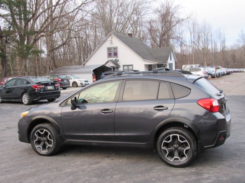 Used 2013 Subaru XV Crosstrek 2.0i Premium image 7