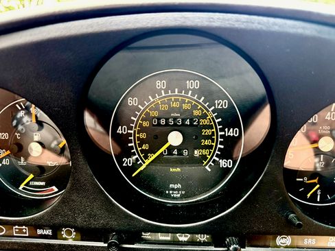 Used 1988 Mercedes-Benz 560 SL UNAVAIL image 38