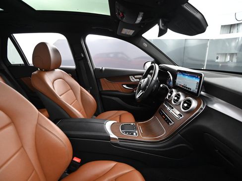 Used 2020 Mercedes-Benz GLC 300 image 43