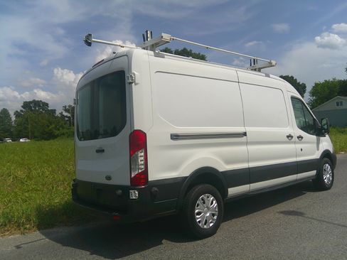 Used 2017 Ford Transit 250 148 Medium Roof RWD image 3